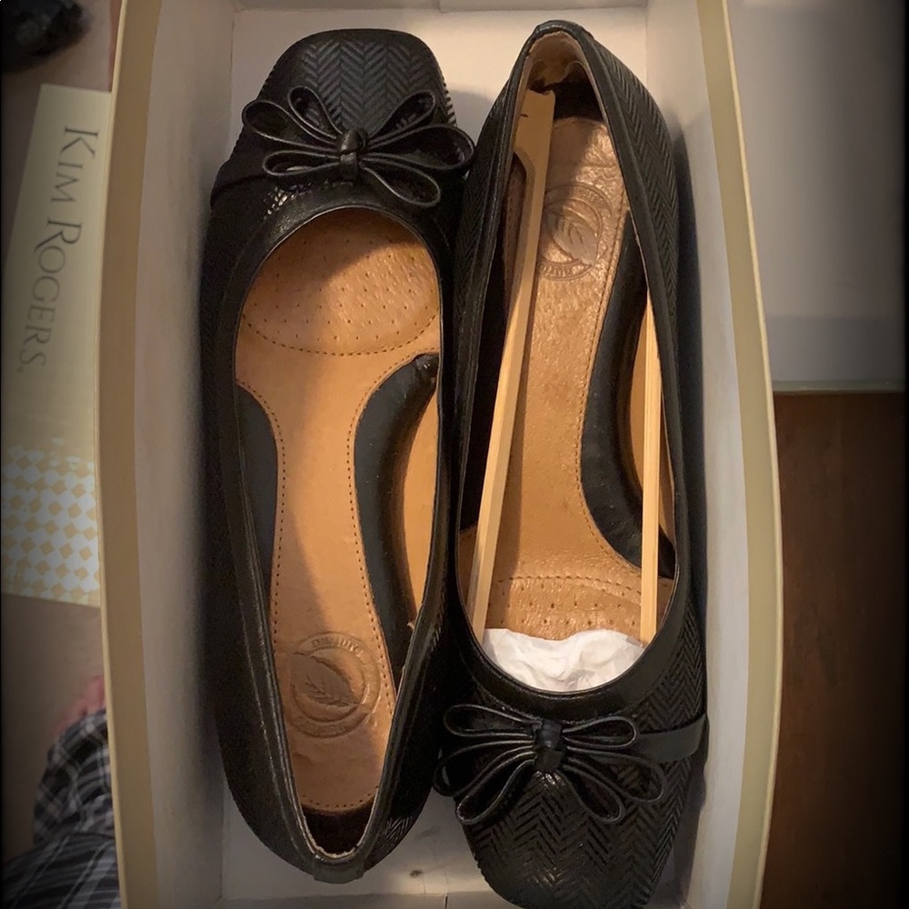 Kim Rogers black dress shoes